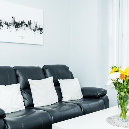 Central Serviced Apartments: Cozy 2-Bedroom with City Access Dundee Exterior photo