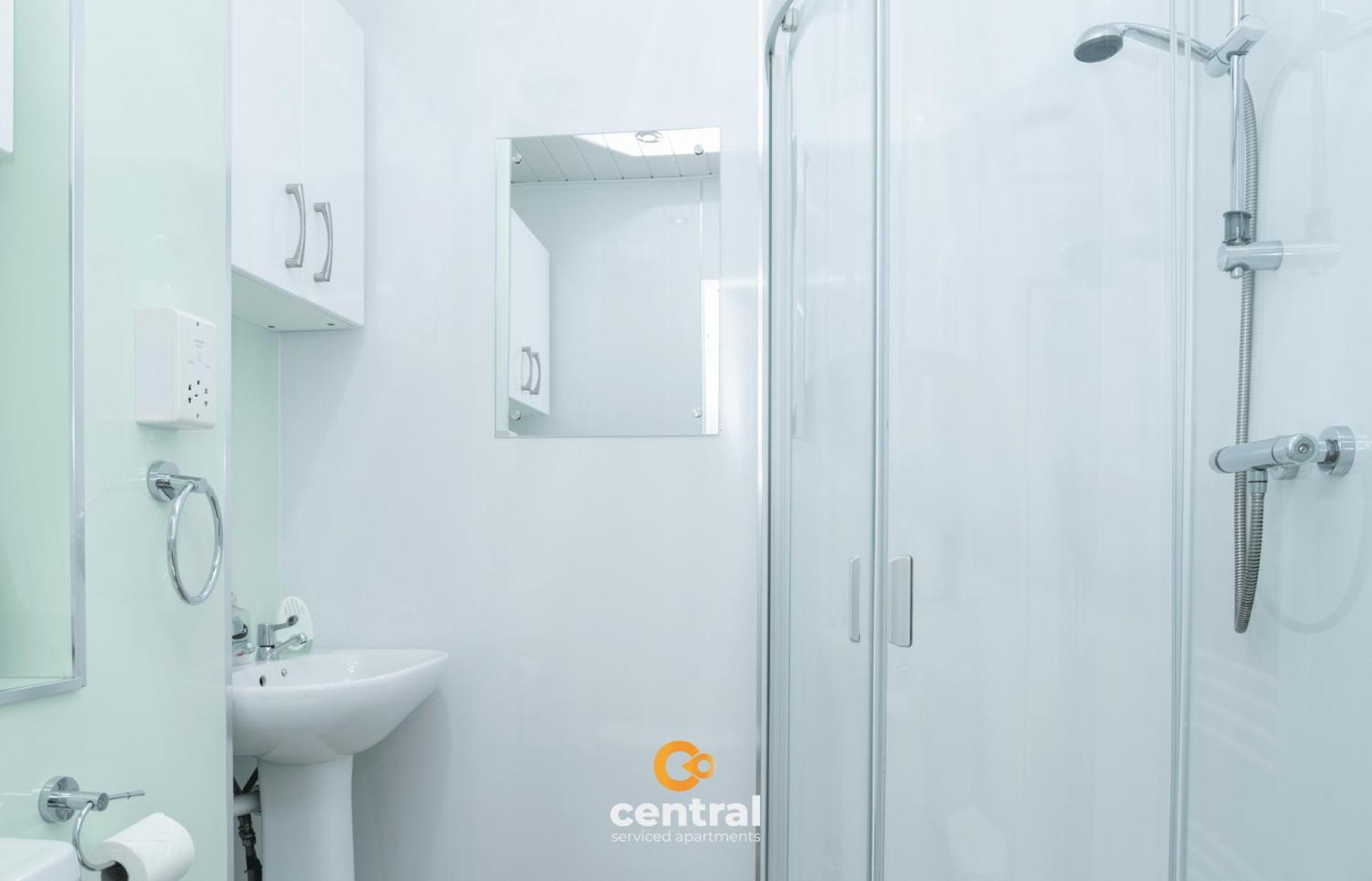 Central Serviced Apartments: Cozy 2-Bedroom with City Access Dundee Exterior photo